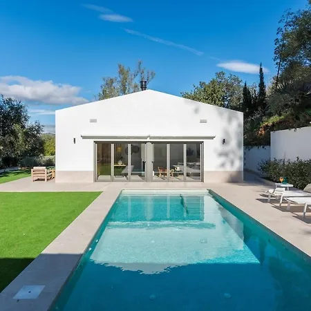 Acogedora Y Con Estilo Villa *