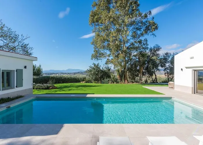 Acogedora Y Con Estilo Villa Málaga