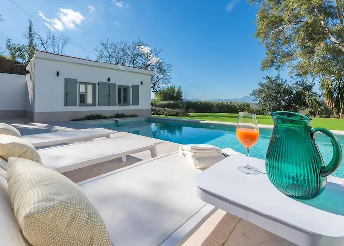 Acogedora Y Con Estilo Villa *